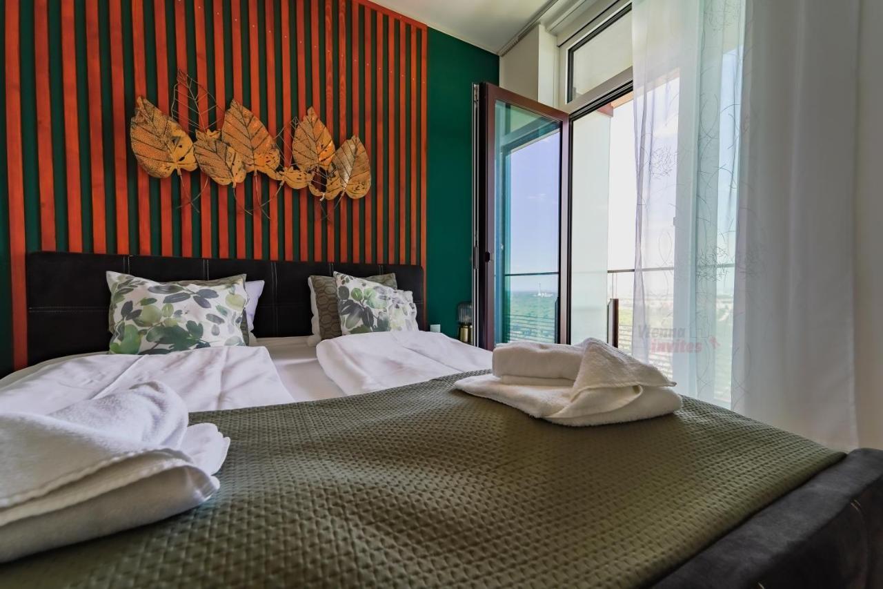 Triiiple 7Heaven - Amazing View On Top Floor With Rooftop Pool Viena Exterior foto