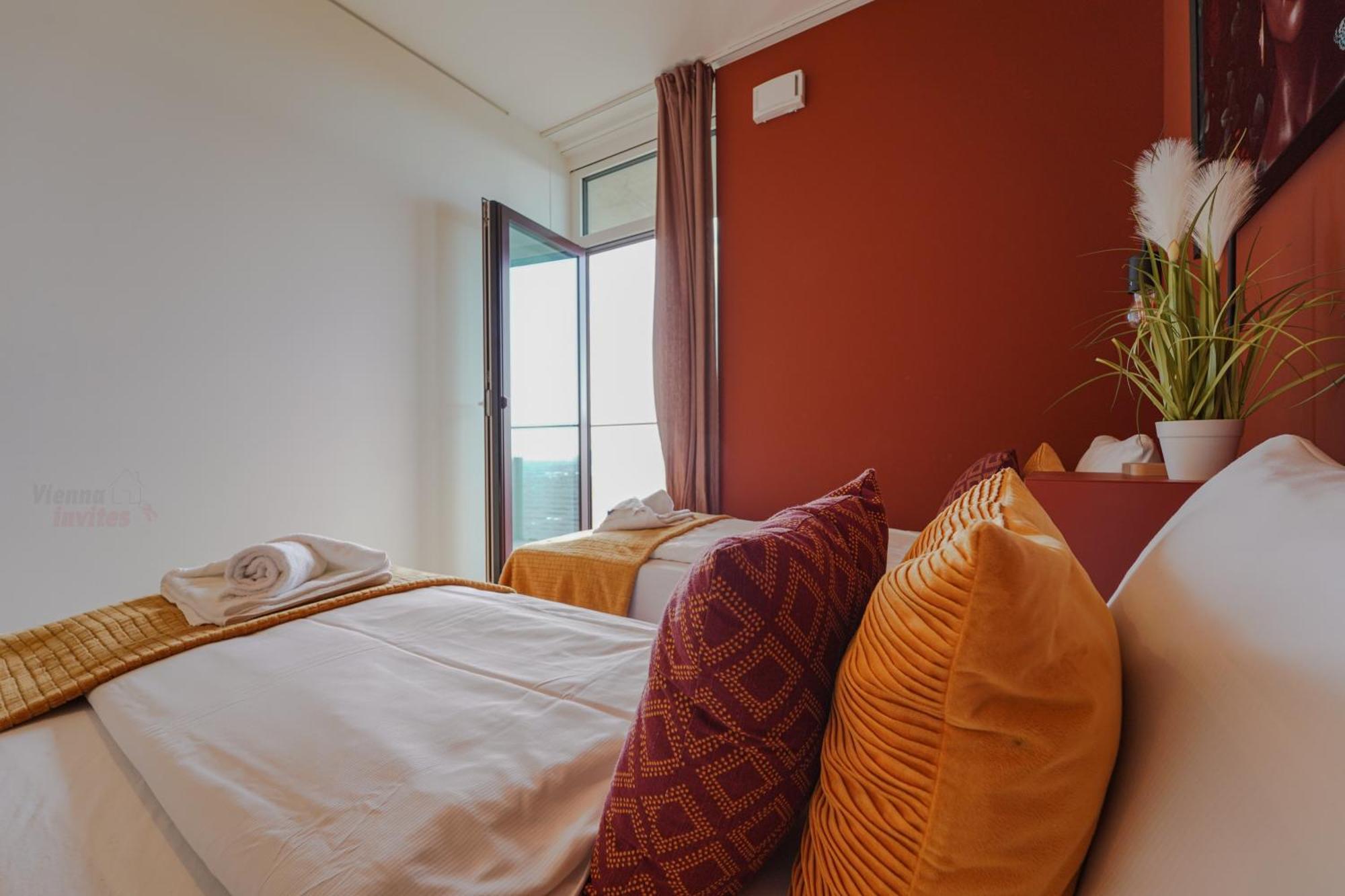 Triiiple 7Heaven - Amazing View On Top Floor With Rooftop Pool Viena Exterior foto