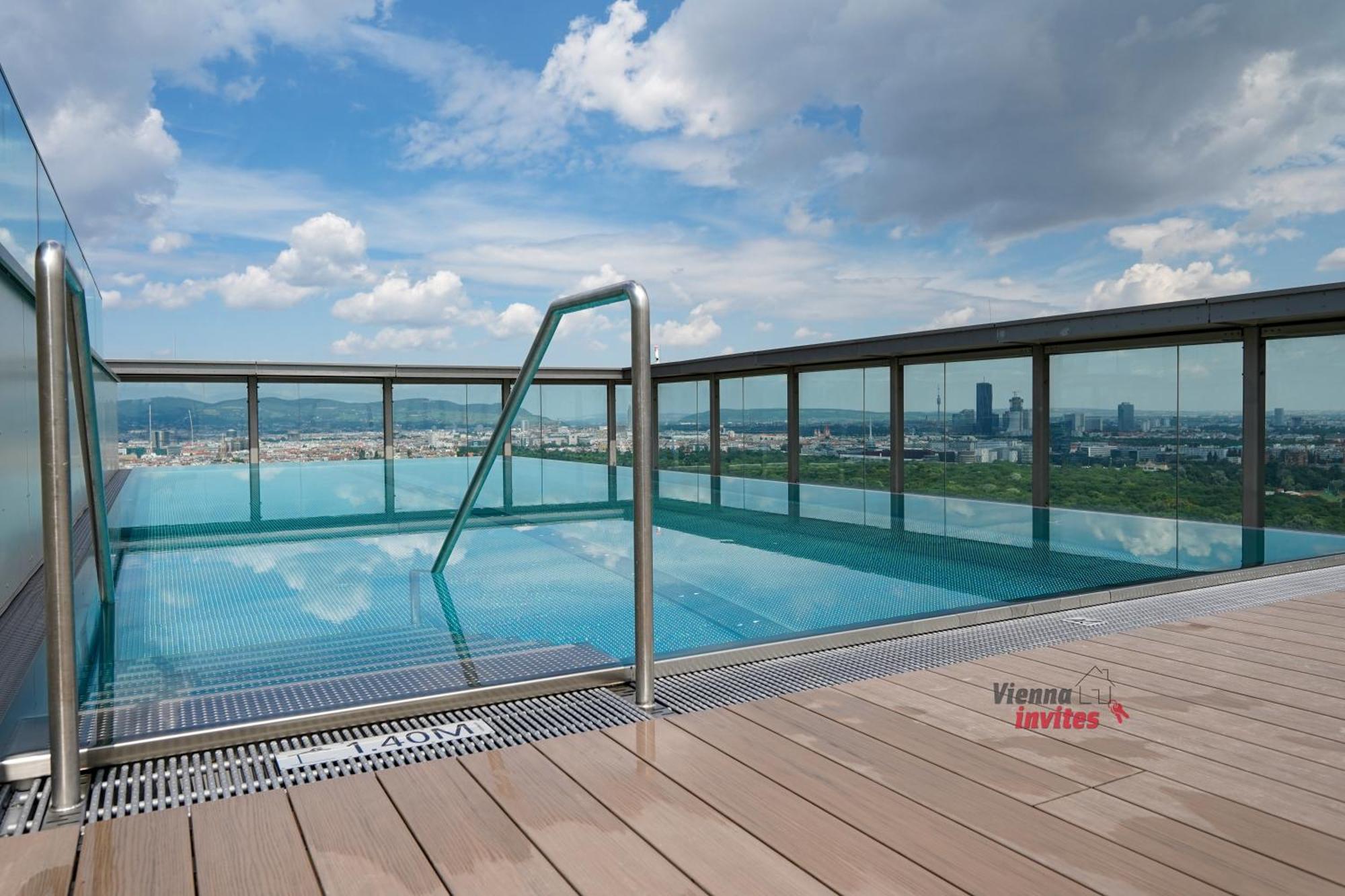 Triiiple 7Heaven - Amazing View On Top Floor With Rooftop Pool Viena Exterior foto
