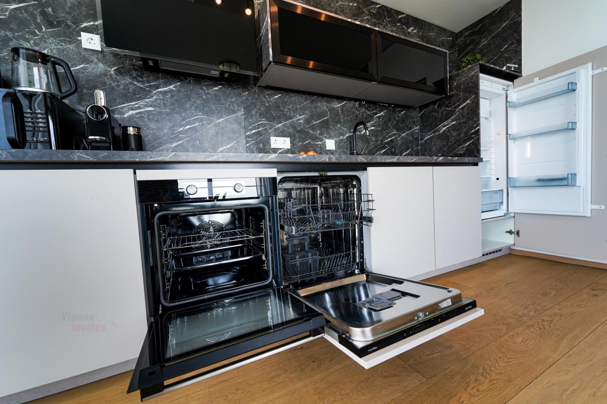 Triiiple 7Heaven - Amazing View On Top Floor With Rooftop Pool Viena Exterior foto