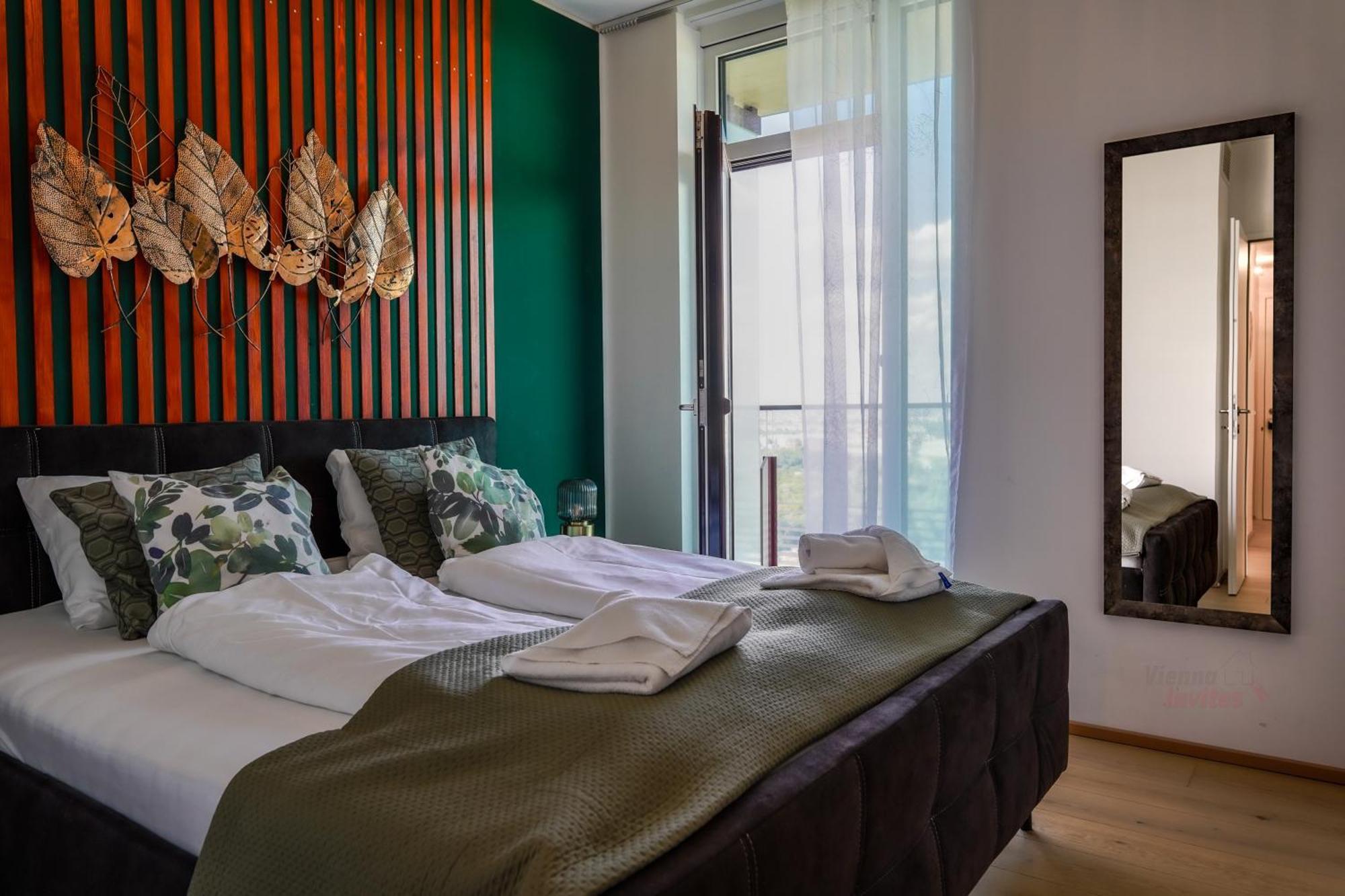 Triiiple 7Heaven - Amazing View On Top Floor With Rooftop Pool Viena Exterior foto
